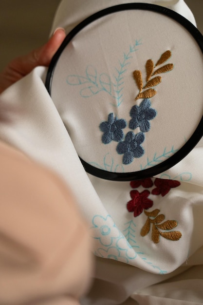 haft na bawełnianej tkaninie